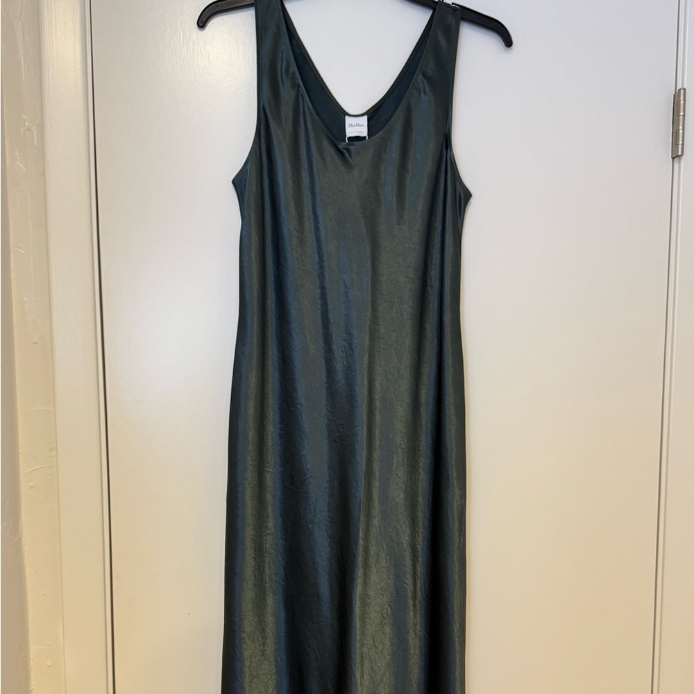MaxMara Dark Green Sleeveless satin Maxi Dress with metallic shine NWT